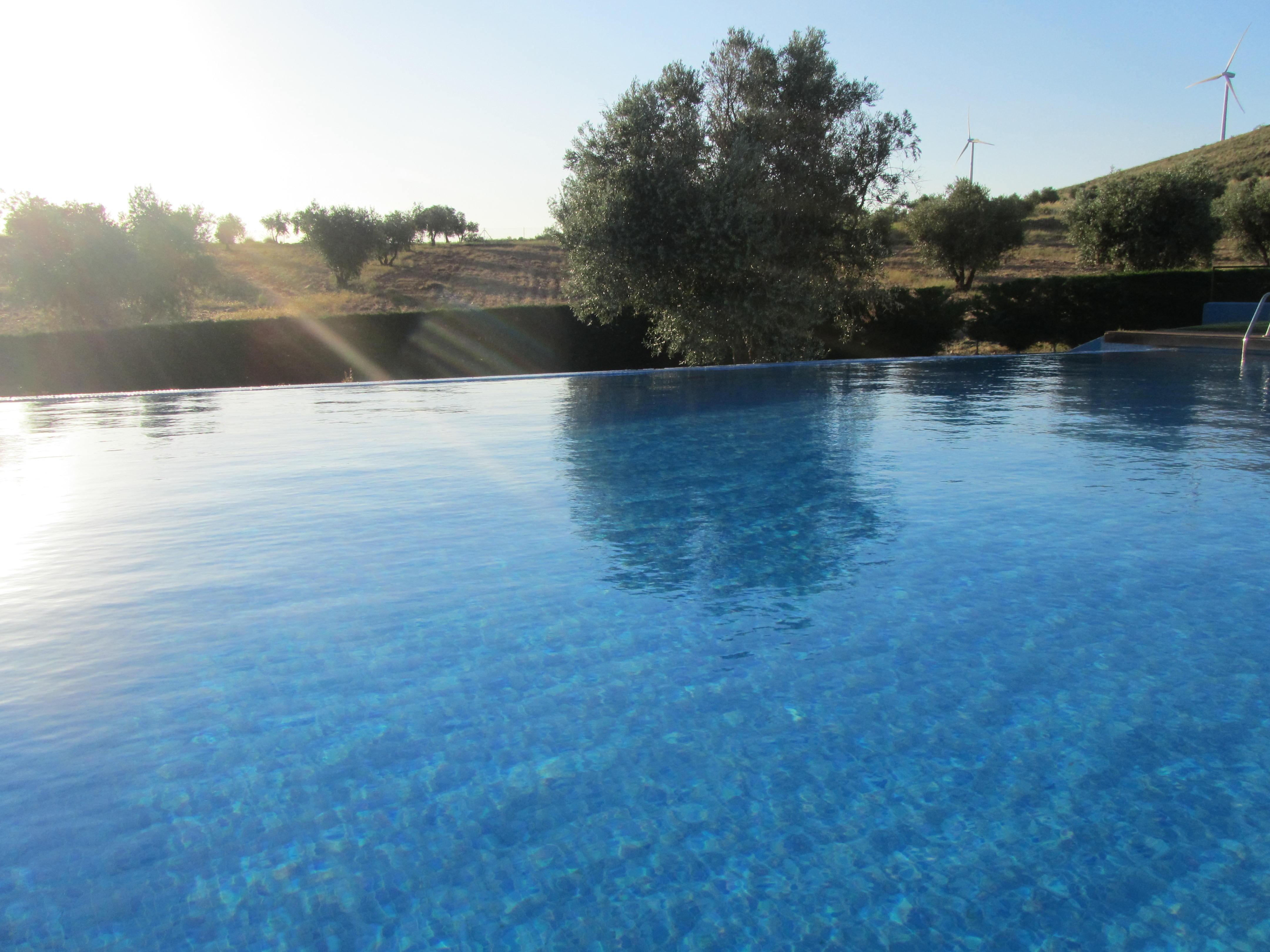 Hotel Spa Villa Nazules Chueca Bagian luar foto