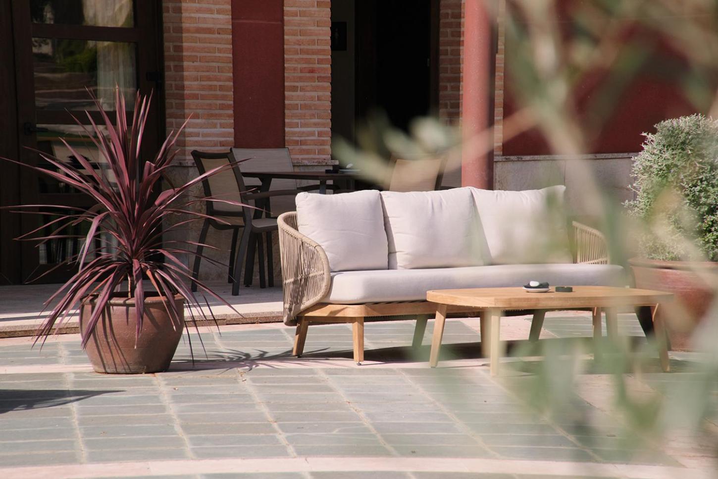 Hotel Spa Villa Nazules Chueca Bagian luar foto